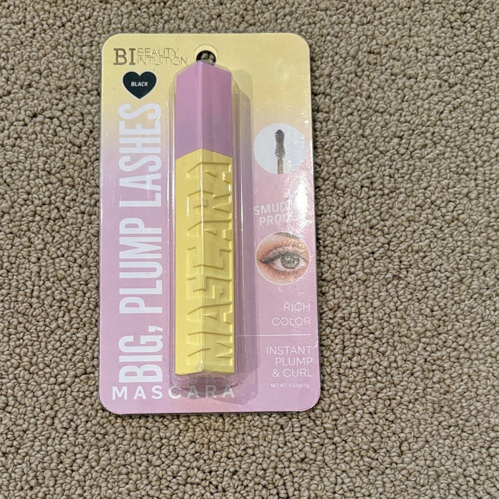 Big Plump Lashes Mascara - Black and Yellow
